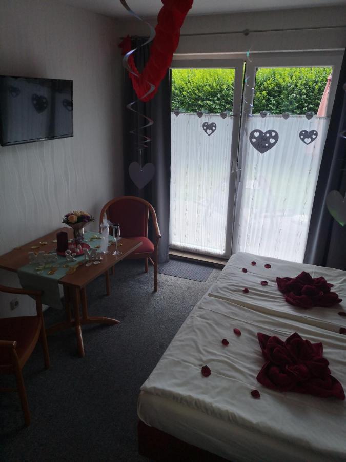 Pension Elmenhorst 奥门豪斯特 外观 照片